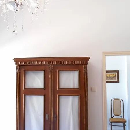 Aegle Apartment *